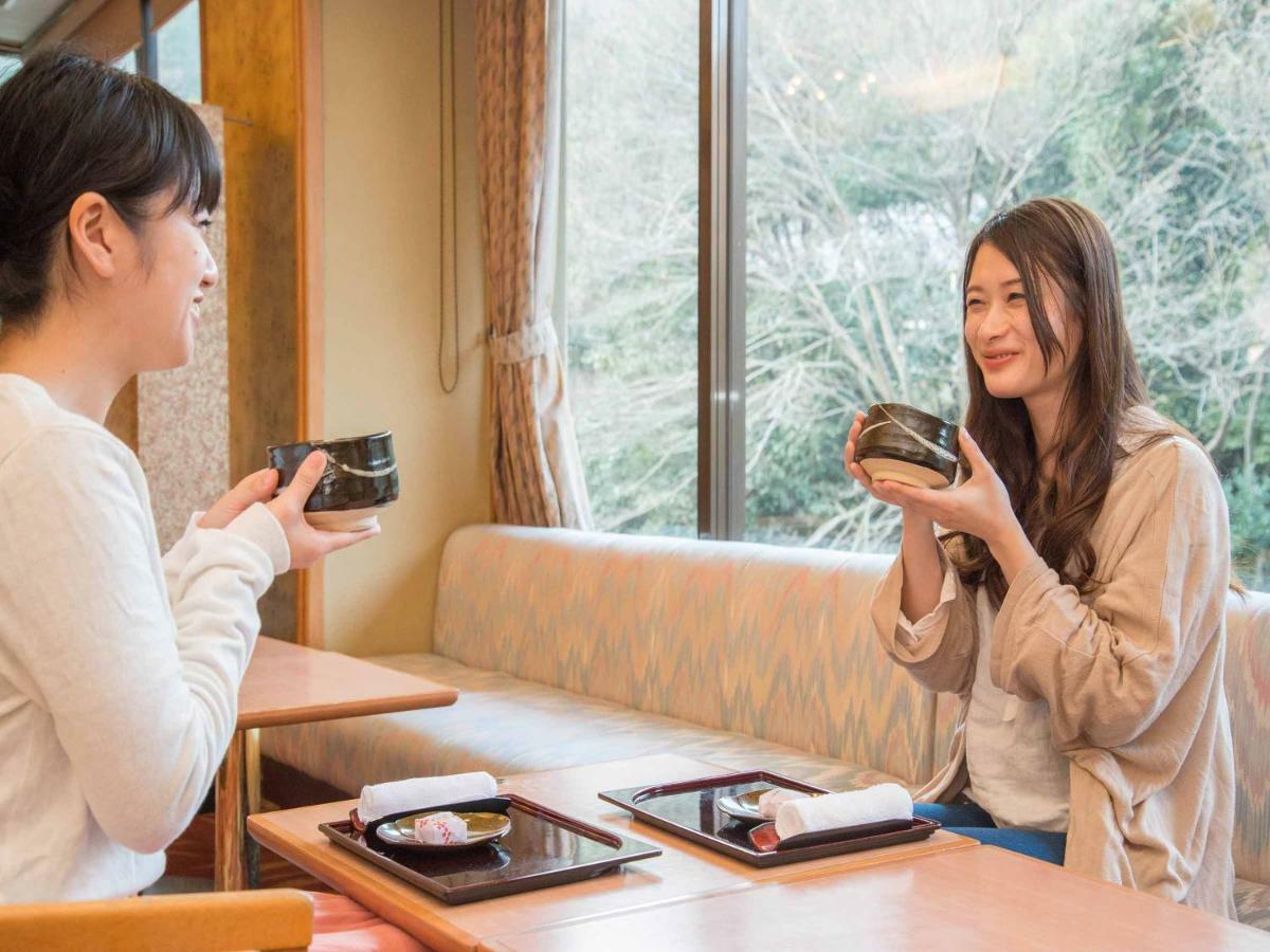 Yumoto Sakakibarakan Tsu Luaran gambar